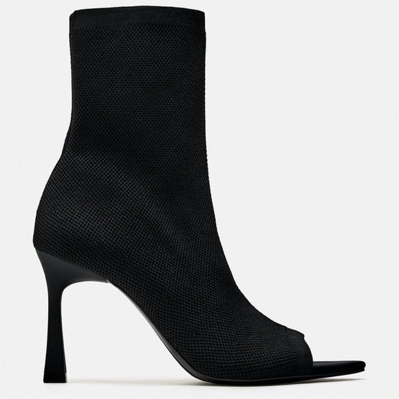 ZARA Open Toe Fabric Ankle Boots Black Sz 9 BRAND NEW W TAGS!! NEVER WORN - Picture 2 of 6